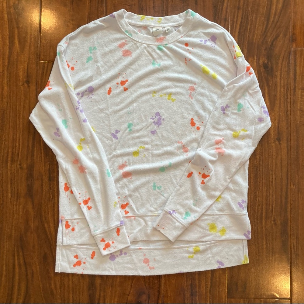 BP paint splatter top.